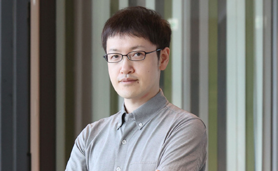 岡田智靖