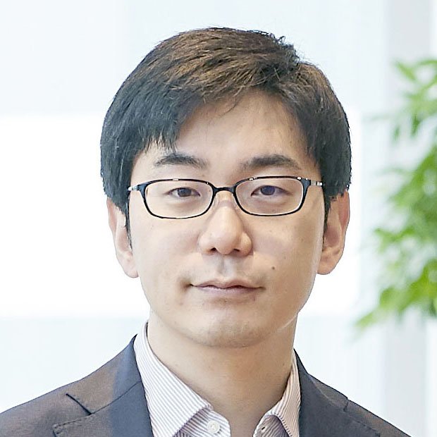 深津 康行